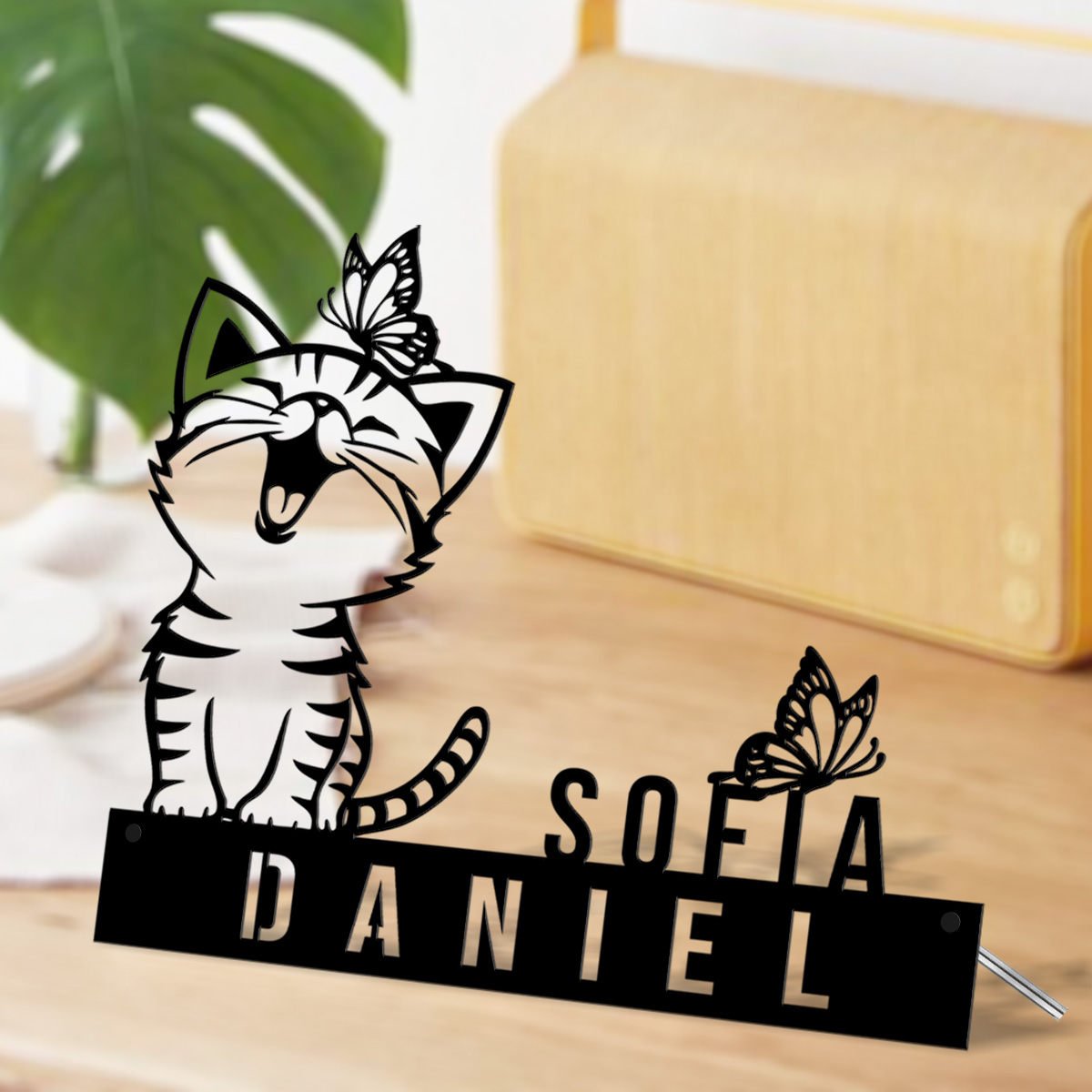 Lovely Cat With Butterfly Desk – Art Craft Names Bewertung und Preis